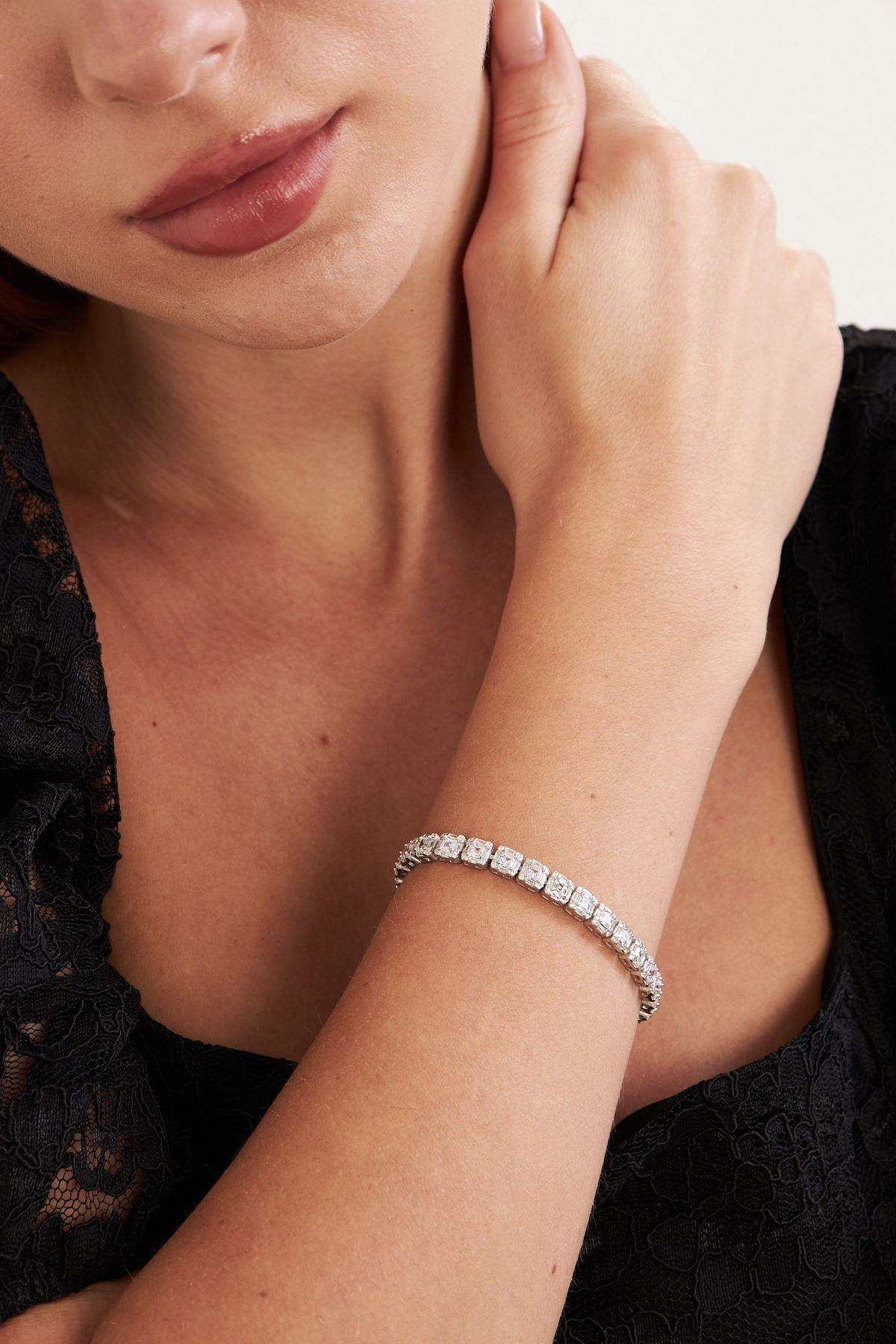 925 Ayar Gümüş Baget Taş Sıralı Kadın Bileklik VKB-7015 - Ventino - Ventino Silver